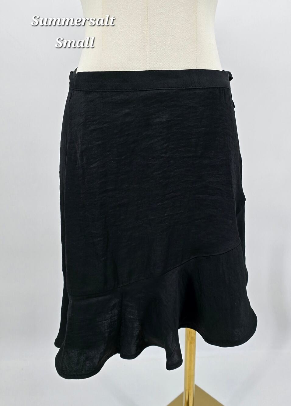 SUMMERSALT Minimalist Neutral Beach to Brunch Skirt – Black, Size Small